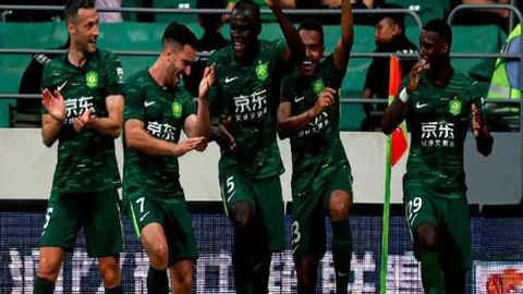 乌迪内斯客场惊险取胜，洛伦佐-卢卡点球定江山，莱切错失良机未果